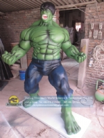 Hollywood Movie Green Hulk Hero Fiberglass Model DWC016-1